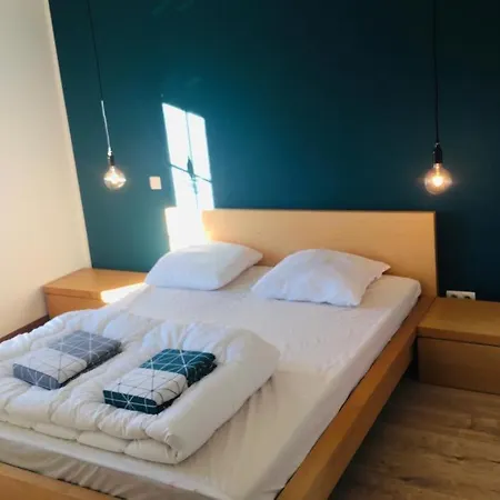Le De Zao Avec Billard Сasa de vacaciones