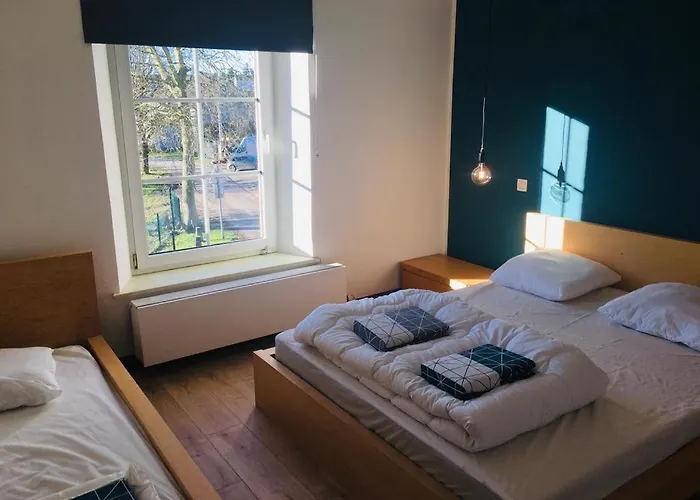 Le De Zao Avec Billard *